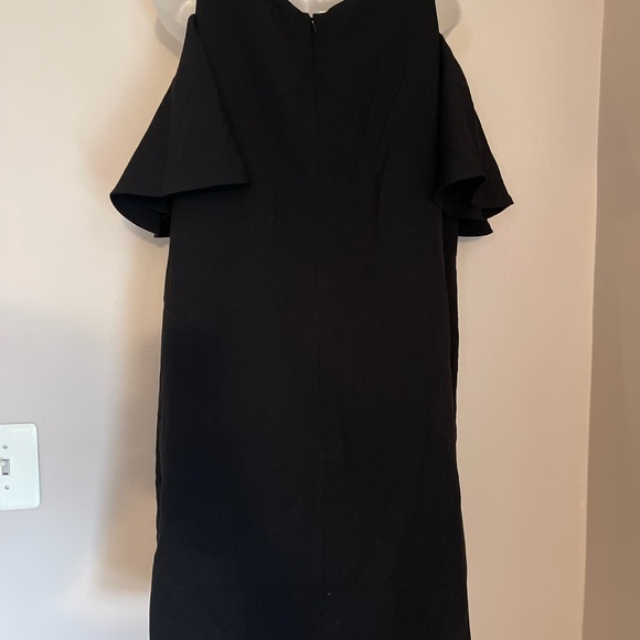 NWT Chelsea28 Classic Black Shift Cold Shoulder Dress XL - Picture 4 of 4